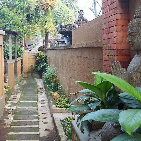 Utu Homestay Ubud Extérieur photo